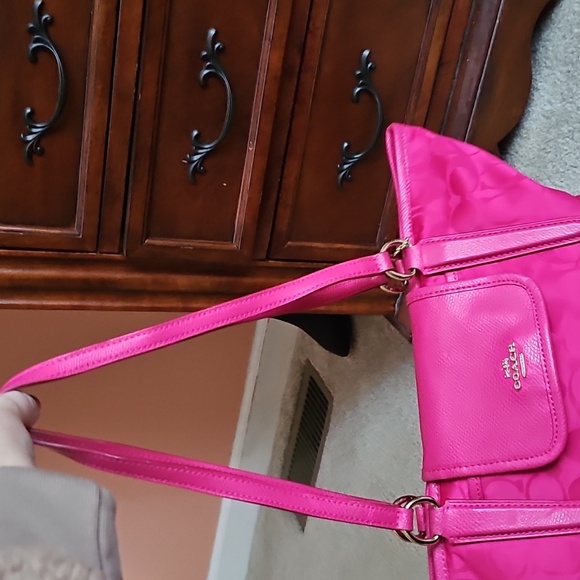 Hot pink Coach purse - Picture 8 of 8